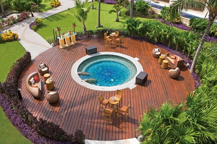 Dreams Riviera Cancun Jacuzzi terrace