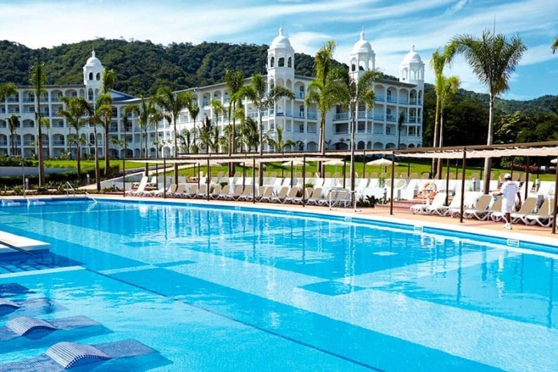 Riu Palace Costa Rica pool